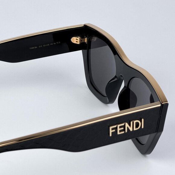 Fendi LEATHER LIMITED EDITION FE40126I 01A Women NEW AUTHENTIC Sunglasses Square - Picture 8 of 9